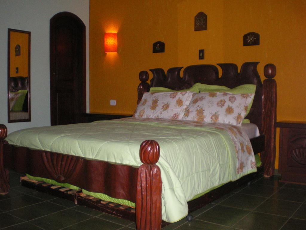 Suites Casa Verde 阿拉亚尔-杜卡布 客房 照片