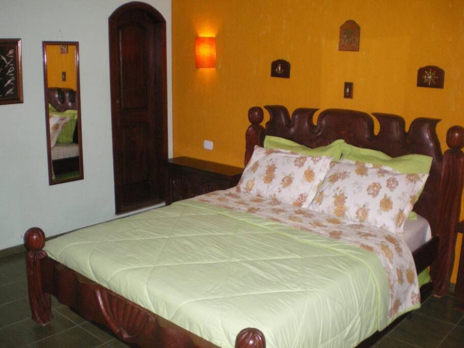 Suites Casa Verde 阿拉亚尔-杜卡布 外观 照片